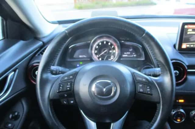 Mazda CX-3 (2016) thumbnail 3