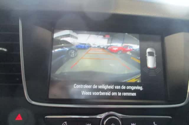 Opel Crossland (2019) thumbnail 4