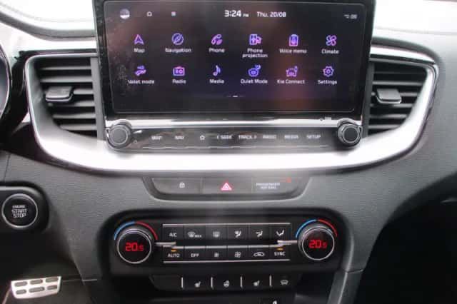 Kia ProCeed (2023) thumbnail 4