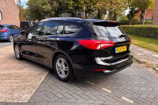 Ford Focus (2019) thumbnail 4