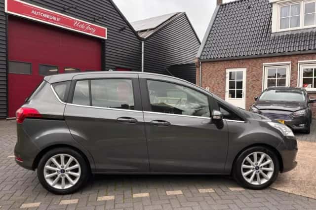 Ford B-Max (2015) thumbnail 2