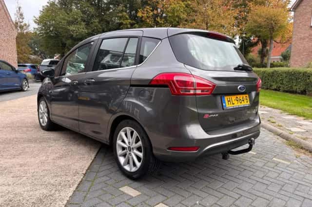 Ford B-Max (2015) thumbnail 5