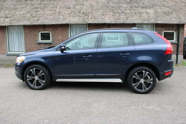 Volvo XC60 (2012) thumbnail 5