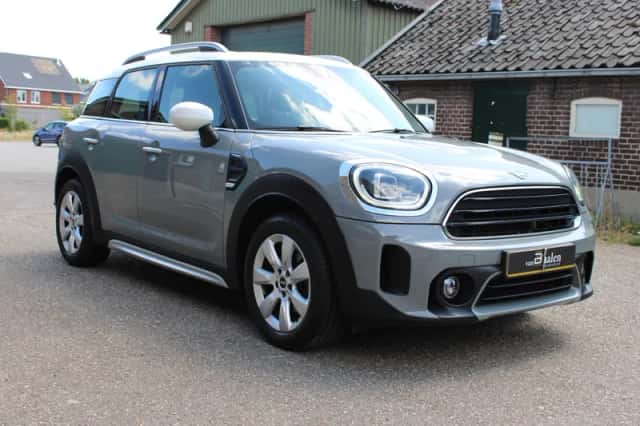 MINI Countryman (2021) thumbnail 2