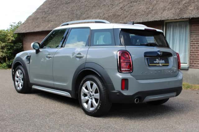 MINI Countryman (2021) thumbnail 4