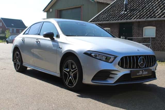 Mercedes-Benz A-Klasse (2021) thumbnail 3