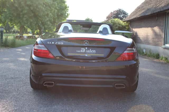 Mercedes-Benz SLK-Klasse (2014) thumbnail 5