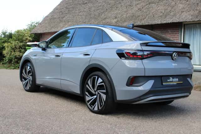 Volkswagen ID.5 (2023) thumbnail 4