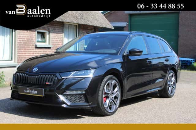 Škoda Octavia (2023) thumbnail 1