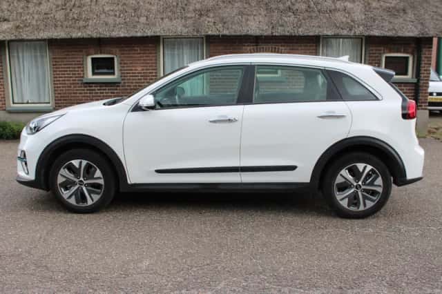 Kia Niro EV (2021) thumbnail 5