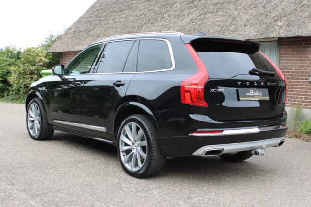 Volvo XC90 (2021) thumbnail 5