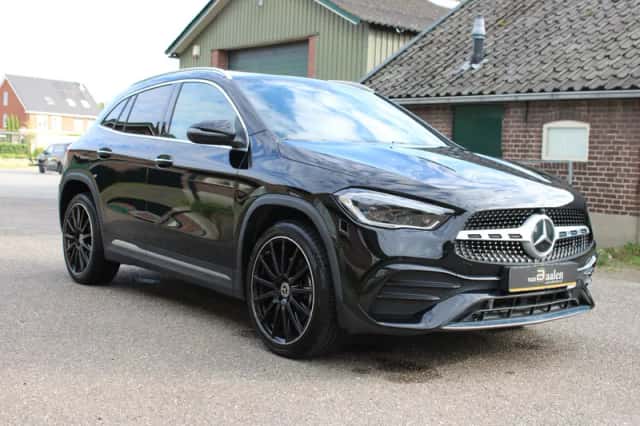 Mercedes-Benz GLA-Klasse (2023) thumbnail 5