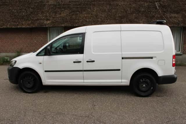 Volkswagen Caddy (2011) thumbnail 5