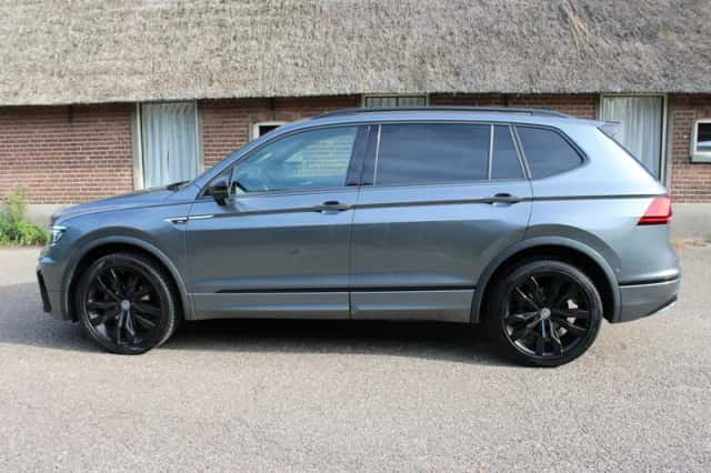 Volkswagen Tiguan (2020) thumbnail 5
