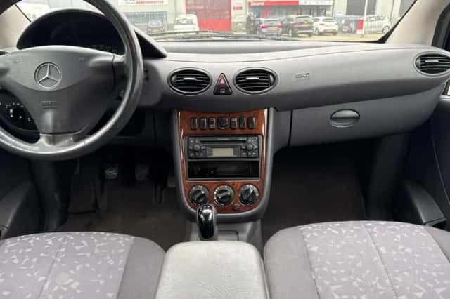 Mercedes-Benz A-Klasse (2004) thumbnail 2