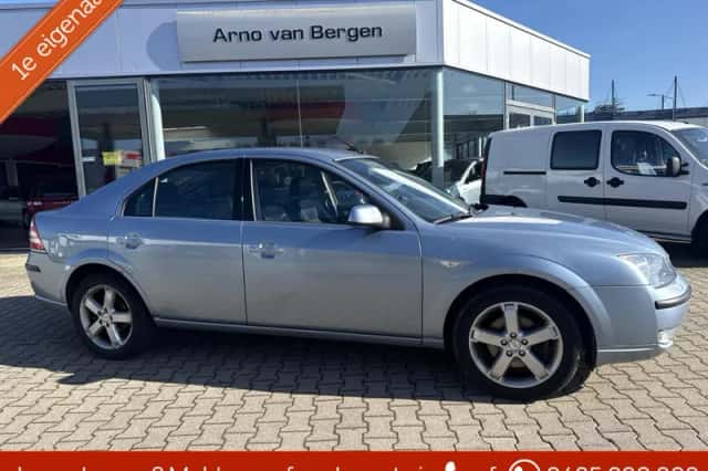 Ford Mondeo (2007) thumbnail 1