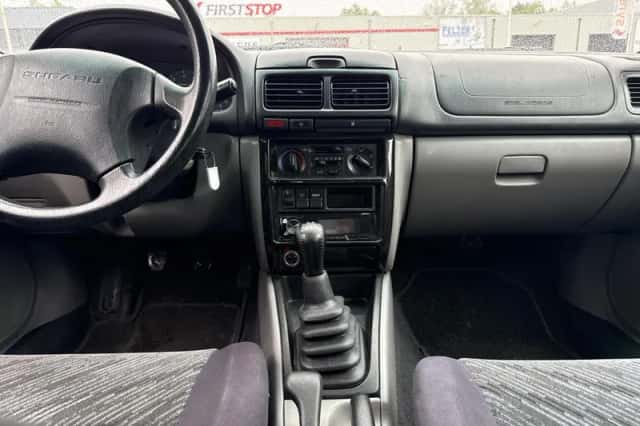 Subaru Forester (2002) thumbnail 2
