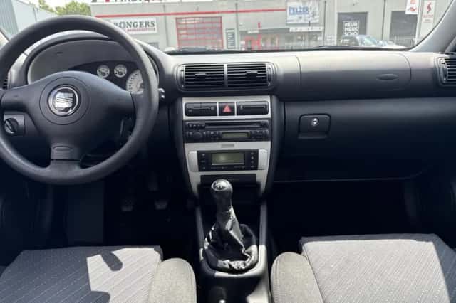 SEAT Leon (2006) thumbnail 2