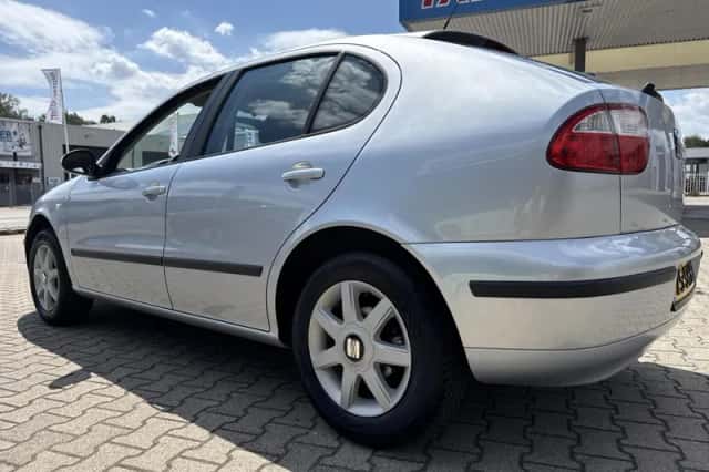 SEAT Leon (2006) thumbnail 3