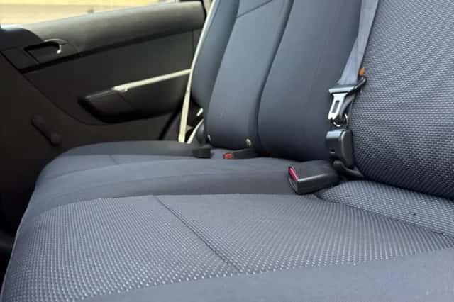 Chevrolet Aveo (2010) thumbnail 4