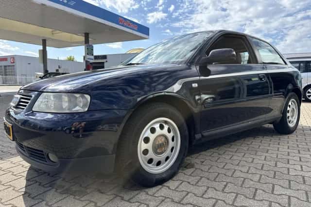 Audi A3 (2002) thumbnail 5