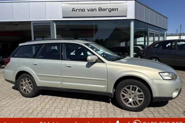 Subaru Outback (2006) thumbnail 1