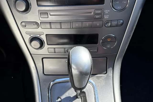 Subaru Outback (2006) thumbnail 4