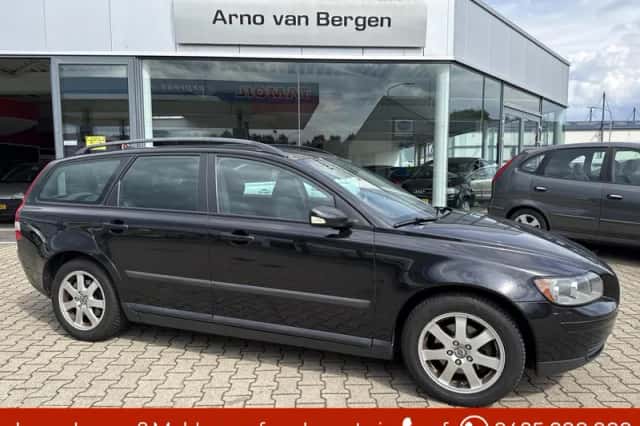 Volvo V50 (2006) thumbnail 1