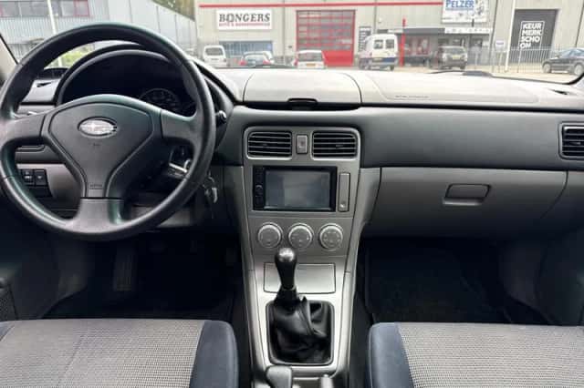 Subaru Forester (2008) thumbnail 2