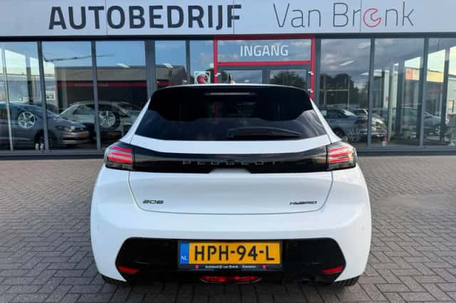 Peugeot 208 (2025) thumbnail 6