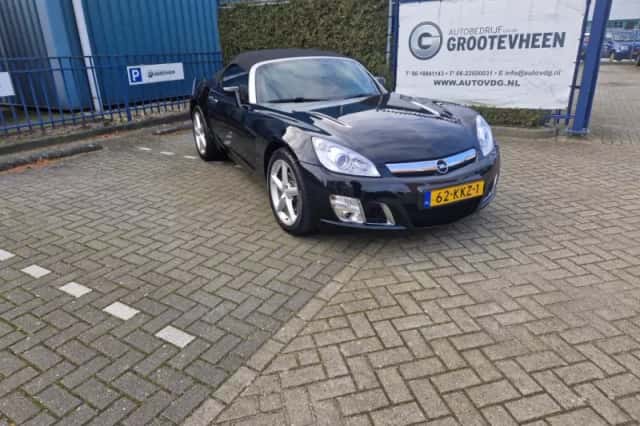 Opel GT (2010) thumbnail 1