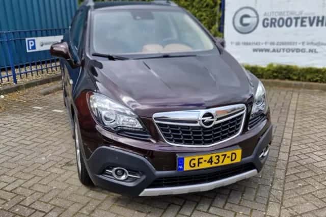 Opel Mokka (2015) thumbnail 2