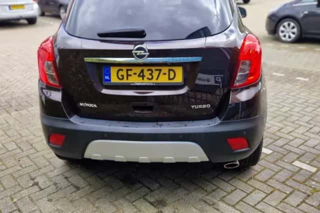 Opel Mokka (2015) thumbnail 4