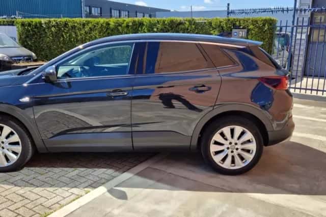 Opel Grandland (2019) thumbnail 3