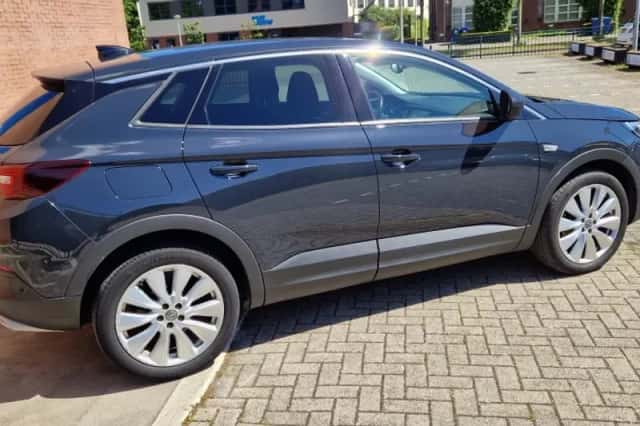 Opel Grandland (2019) thumbnail 5