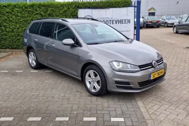 Volkswagen Golf (2014) thumbnail 1