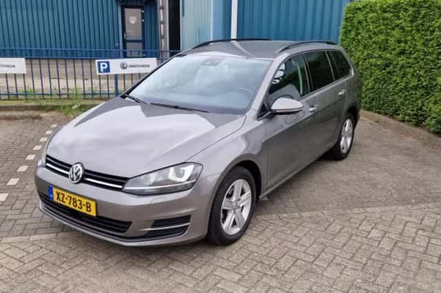 Volkswagen Golf (2014) thumbnail 3