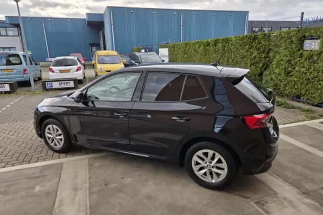 Škoda Fabia (2023) thumbnail 5