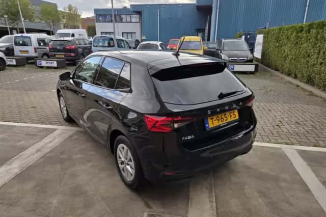 Škoda Fabia (2023) thumbnail 6