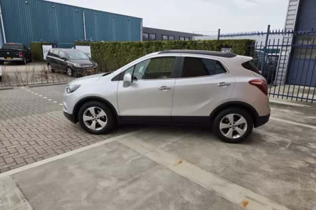 Opel Mokka (2017) thumbnail 4
