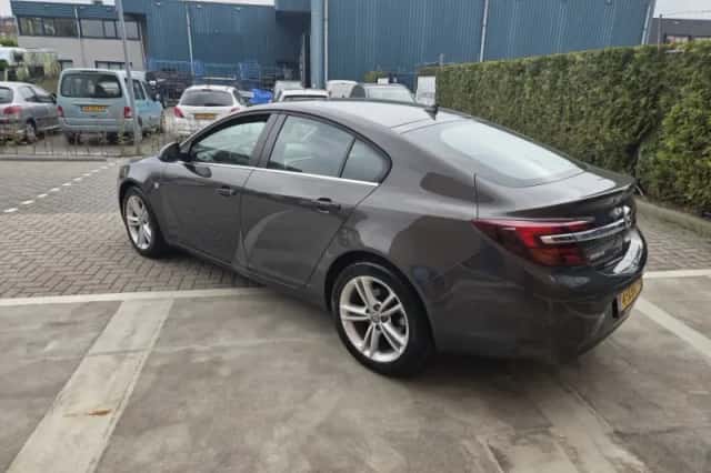 Opel Insignia (2014) thumbnail 5