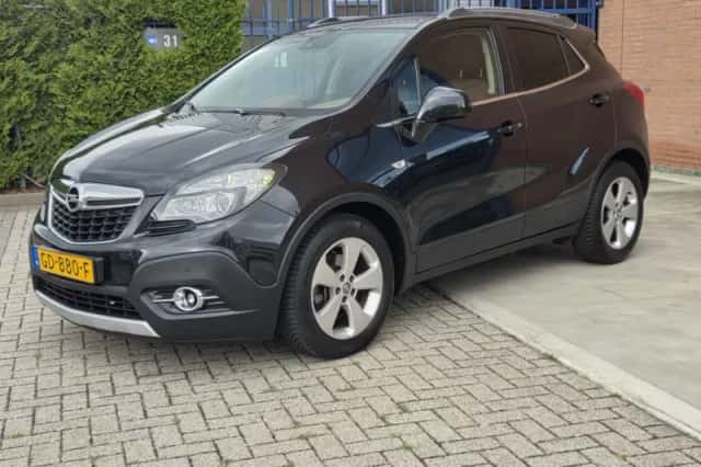 Opel Mokka (2015) thumbnail 2