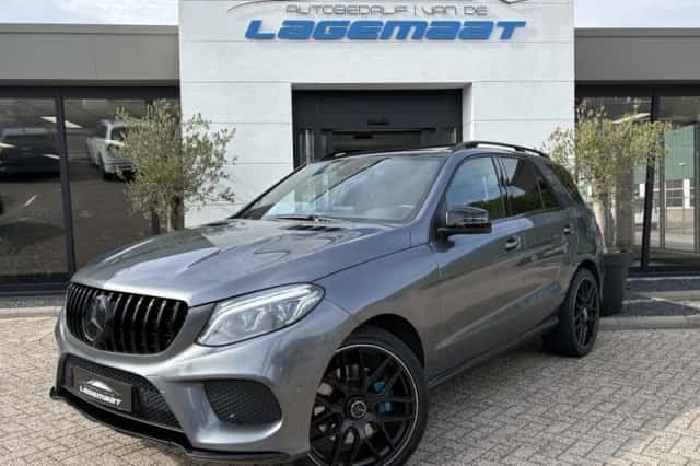 Mercedes-Benz GLE-Klasse (2018) thumbnail 1