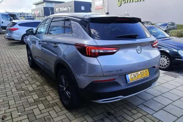 Opel Grandland (2021) thumbnail 4