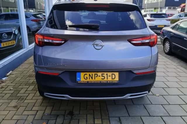 Opel Grandland (2021) thumbnail 5