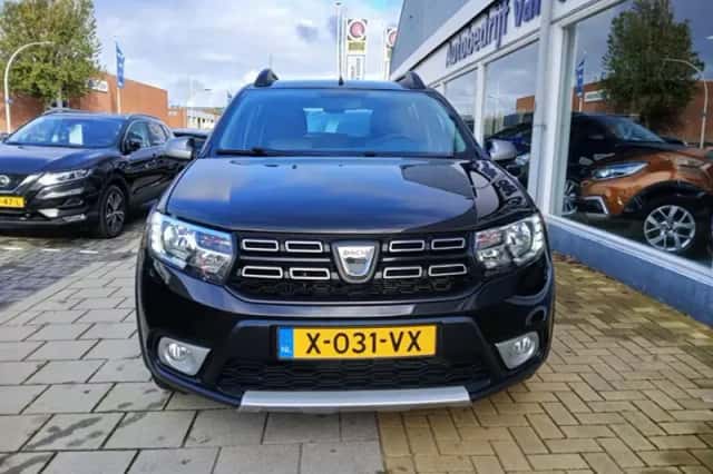 Dacia Sandero (2019) thumbnail 2