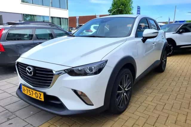 Mazda CX-3 (2017) thumbnail 3
