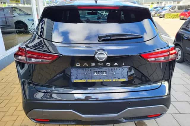 Nissan Qashqai (2023) thumbnail 5