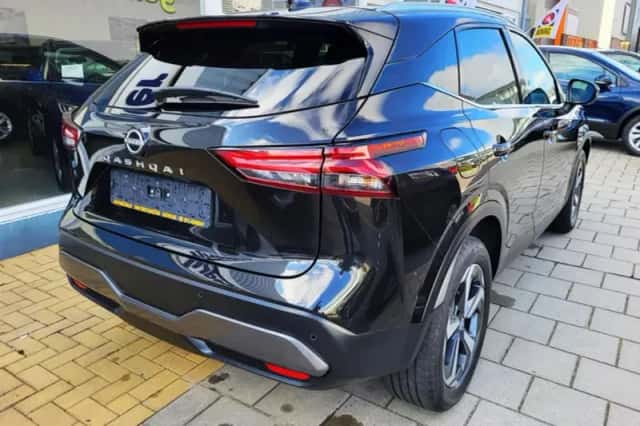 Nissan Qashqai (2023) thumbnail 6