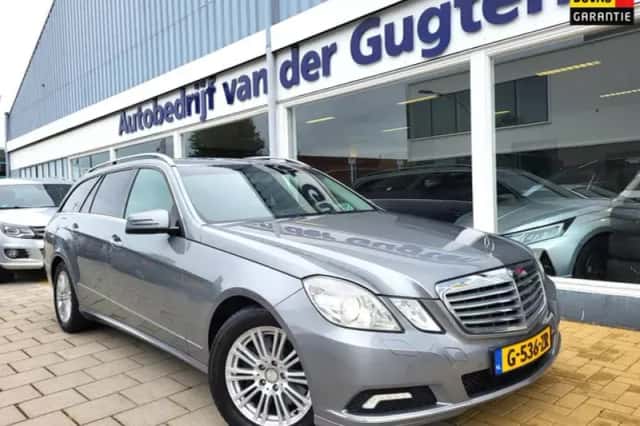 Mercedes-Benz E-Klasse (2010) thumbnail 1